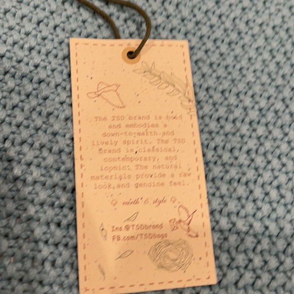 NWT TSD Dolphin Studded Tote - Picture 8 of 14